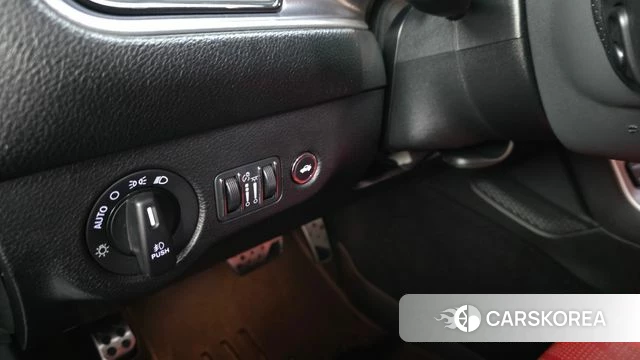 Dodge Challenger 2019 Черный из Кореи, фото 4