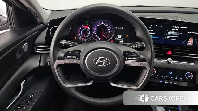 Hyundai Avante (CN7) 2022 Серебристо-серый из Кореи, фото 4