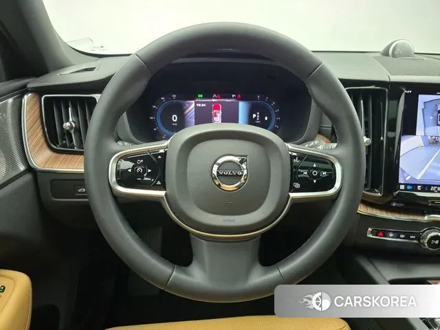 Volvo XC60 second Generation 2023 Серый из Кореи, фото 4