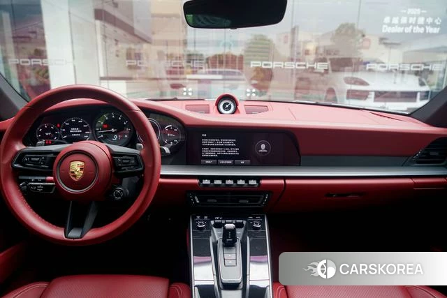 Porsche 911 2023 Серебристо-серый из Китая, фото 4