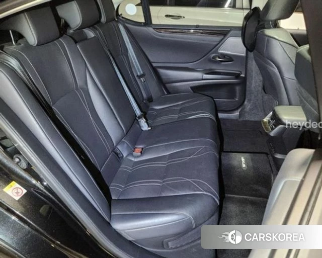 Lexus ES300h 7th generation 2019 Черный из Кореи, фото 4