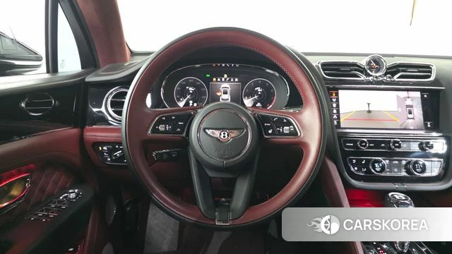 Bentley Bentayga 2023 Черный из Кореи, фото 4
