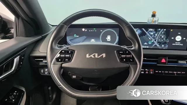 Kia EV6 2022 Черный из Кореи, фото 4