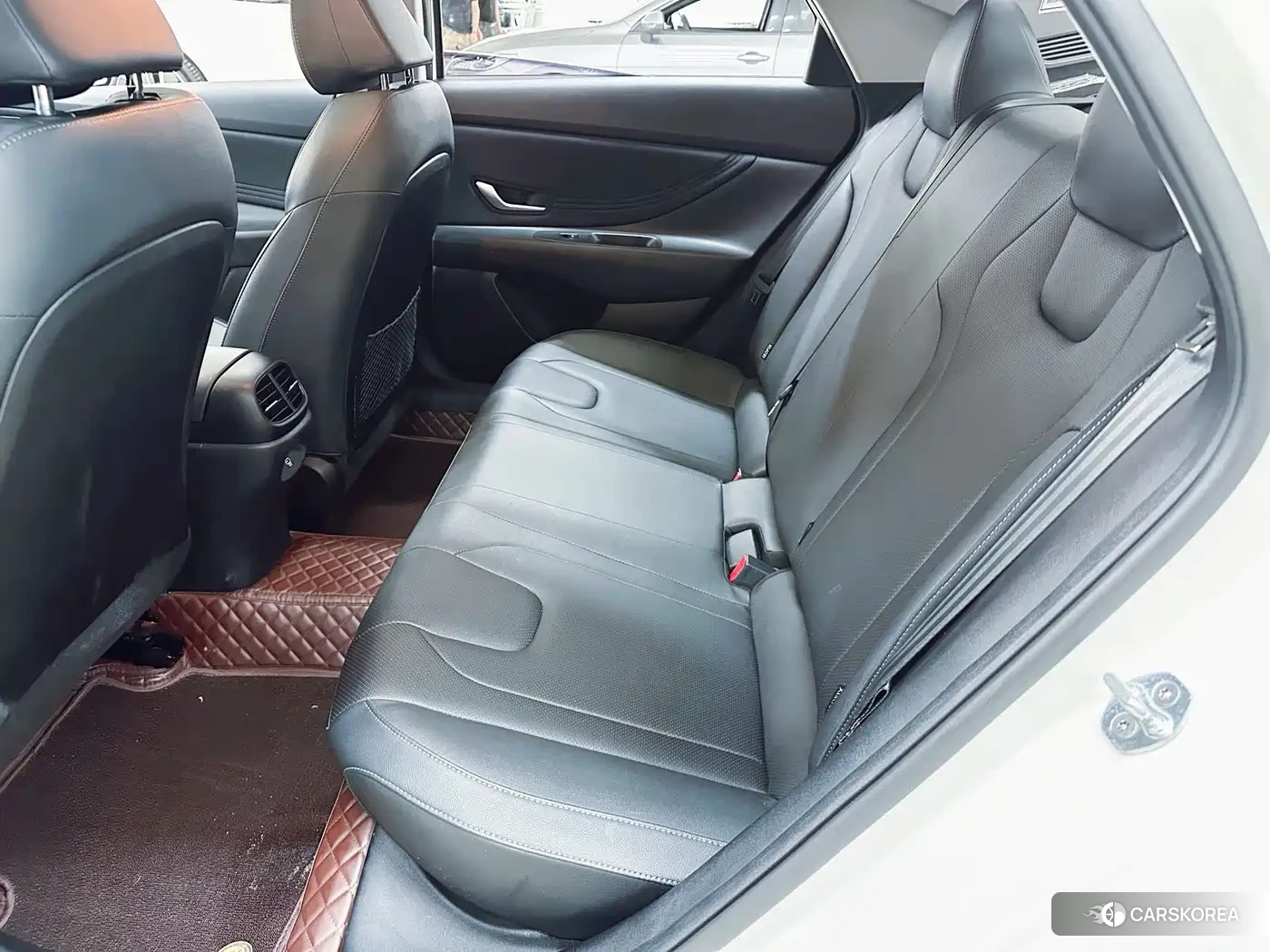 Hyundai Elantra 2024 Белый из Китая, фото 4