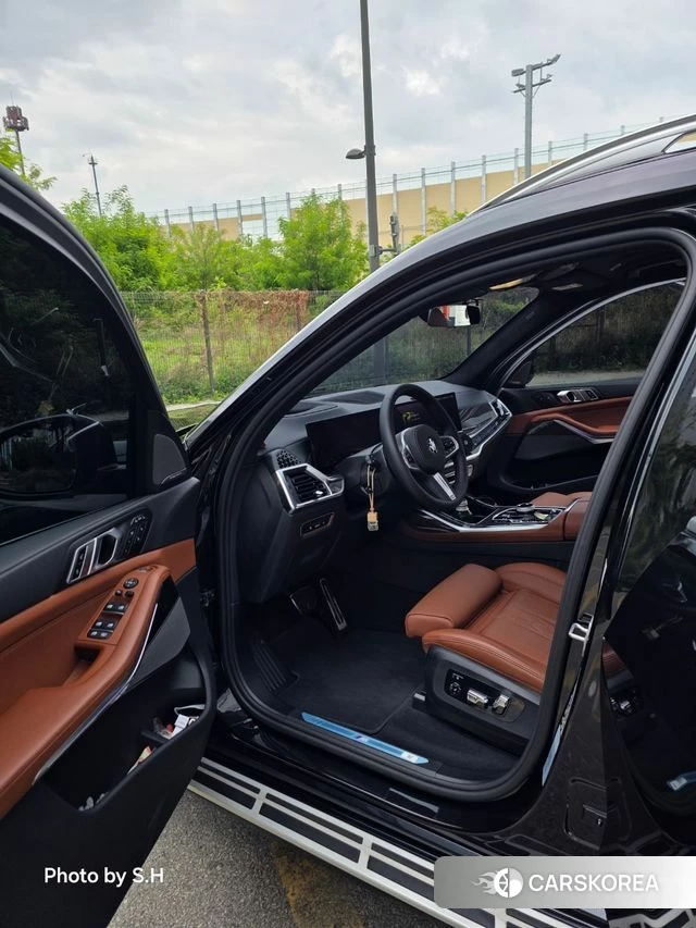 BMW X7 (G07) 2025 Черный из Кореи, фото 4