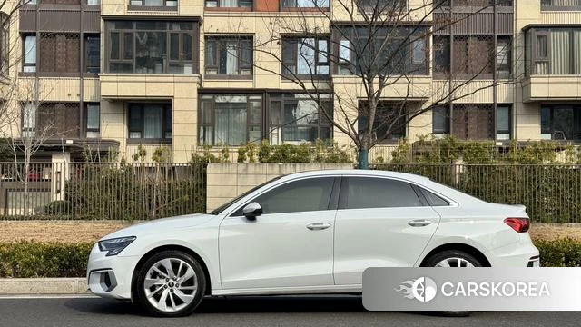 Audi A3 2022 Белый из Китая, фото 4