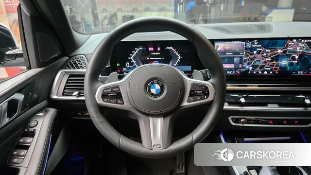 BMW X5 (G05) 2025 Светло-серебряный цвет из Кореи, фото 4