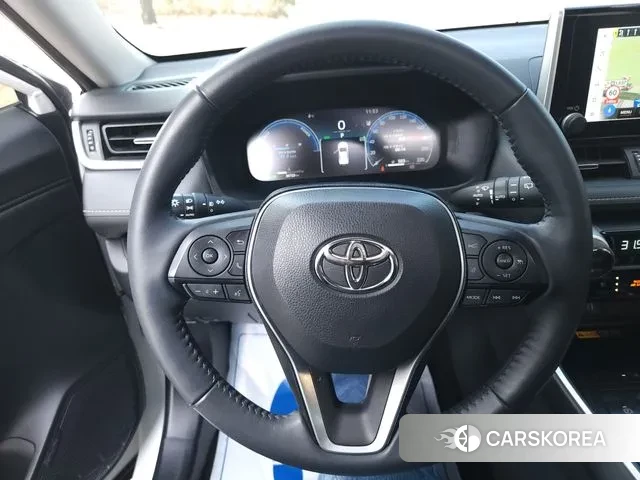 Toyota RAV4 5th Generation 2023 Белый из Кореи, фото 4