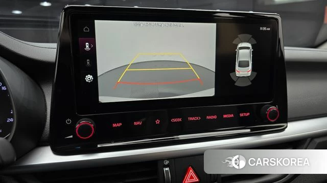 Kia The New K3 2nd generation 2021 Белый из Кореи, фото 4