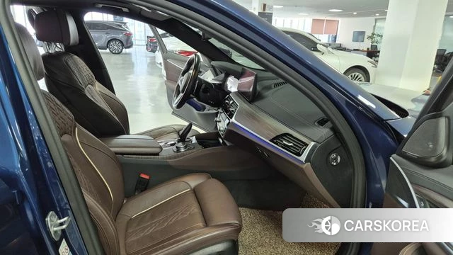 BMW 5 Series (G30) 2020 Синий из Кореи, фото 4