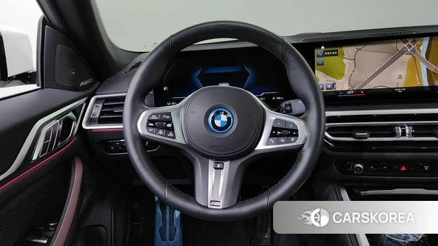 BMW i4 2023 Белый из Кореи, фото 4