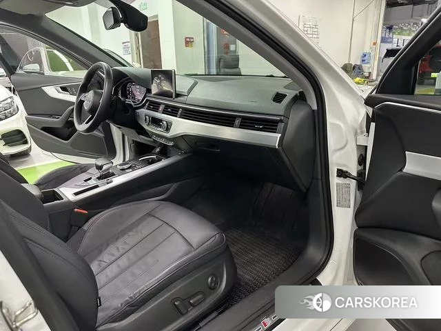 Audi A4L 2019 Белый из Китая, фото 4