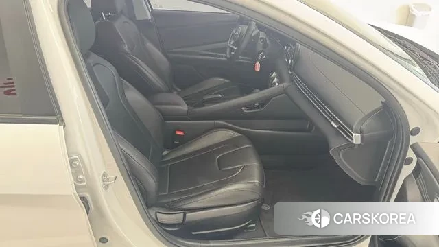 Hyundai The New Avante (CN7) 2022 Белый из Кореи, фото 4