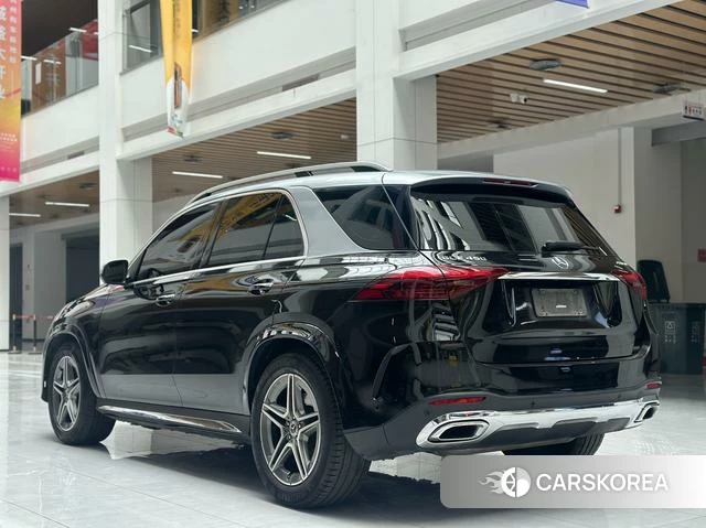 Mercedes-Benz GLE (import) 2024 Черный из Китая, фото 4