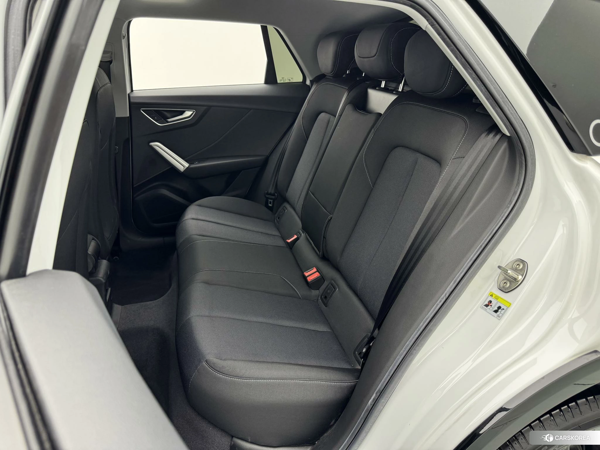 Audi Q2L 2020 Белый из Китая, фото 4