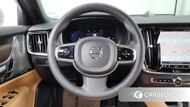 Volvo S90 2023 Белый из Кореи, фото 4