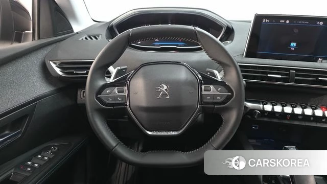 Peugeot 5008 second generation 2022 Белый из Кореи, фото 4