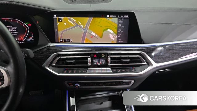 BMW X7 (G07) 2021 Черный из Кореи, фото 4