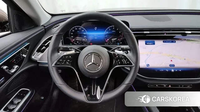 Mercedes-Benz E-Class W214 2025 Песочный из Кореи, фото 4