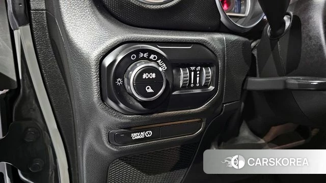 Jeep Gladiator (JT) 2021 Серый из Кореи, фото 4