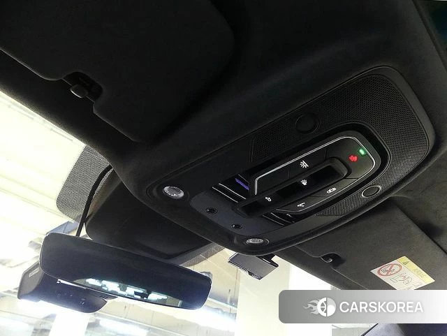 Audi RSQ8 (4M) 2025 Черный из Кореи, фото 4