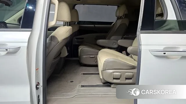Kia Carnival 4th generation 2021 Белый из Кореи, фото 4