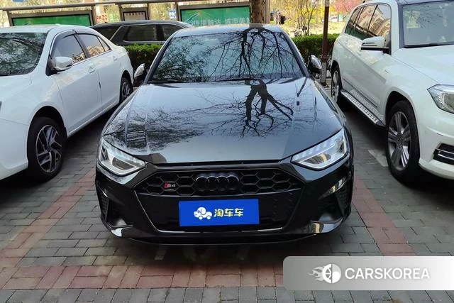 Audi S4 2021 Черный из Китая, фото 4