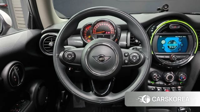 Mini Cooper D 2019 Черный из Кореи, фото 4