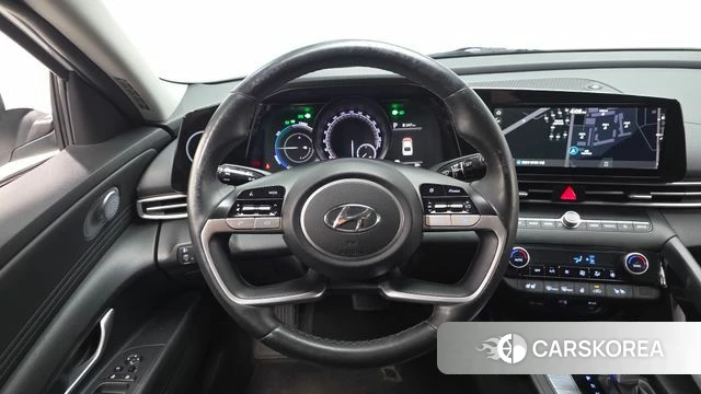 Hyundai Avante Hybrid (CN7) 2022 Белый из Кореи, фото 4