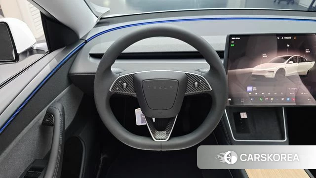 Tesla Model Y 2025 Белый из Кореи, фото 4