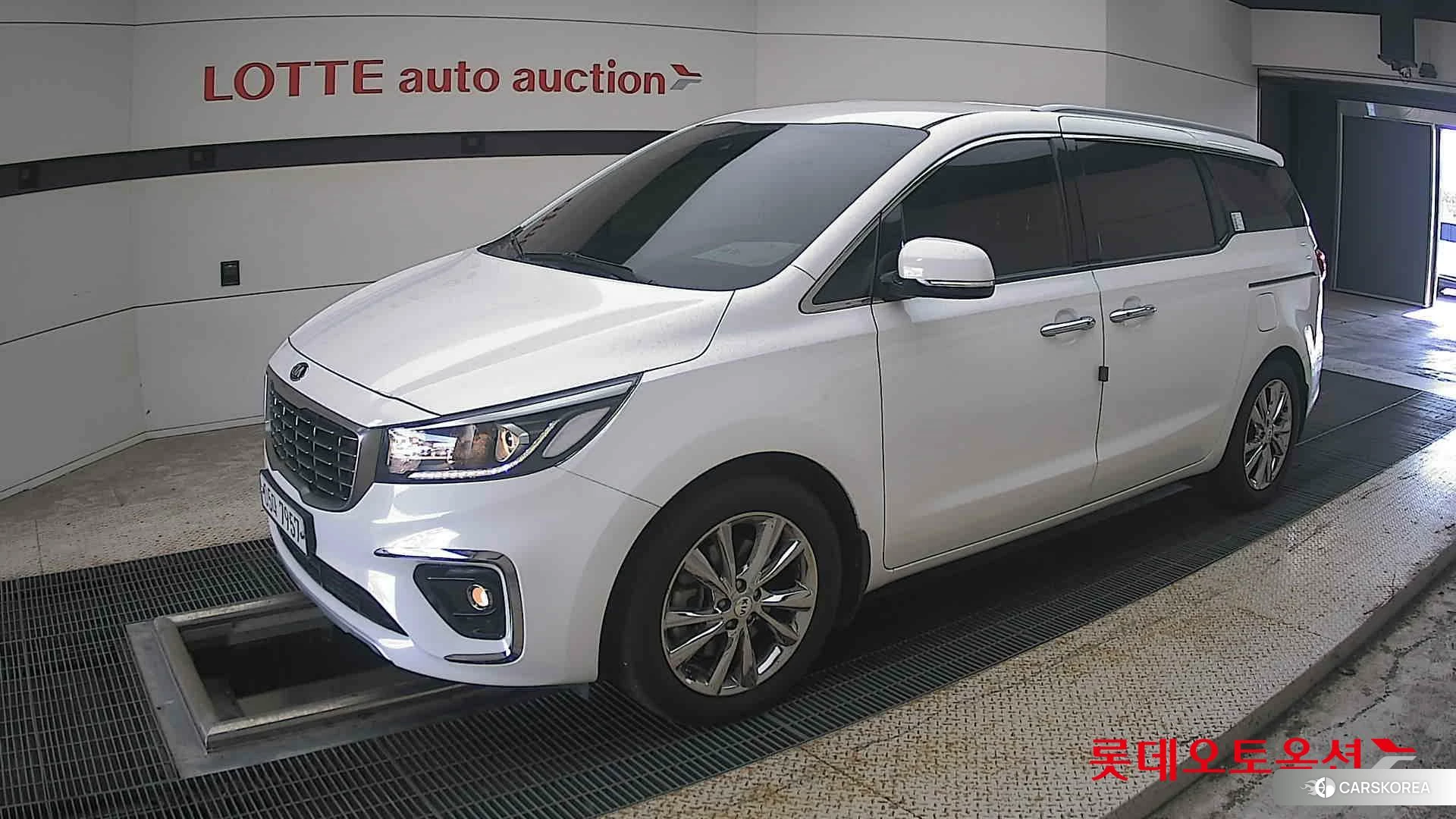 Kia Carnival 2019 Белый из Кореи, фото 4