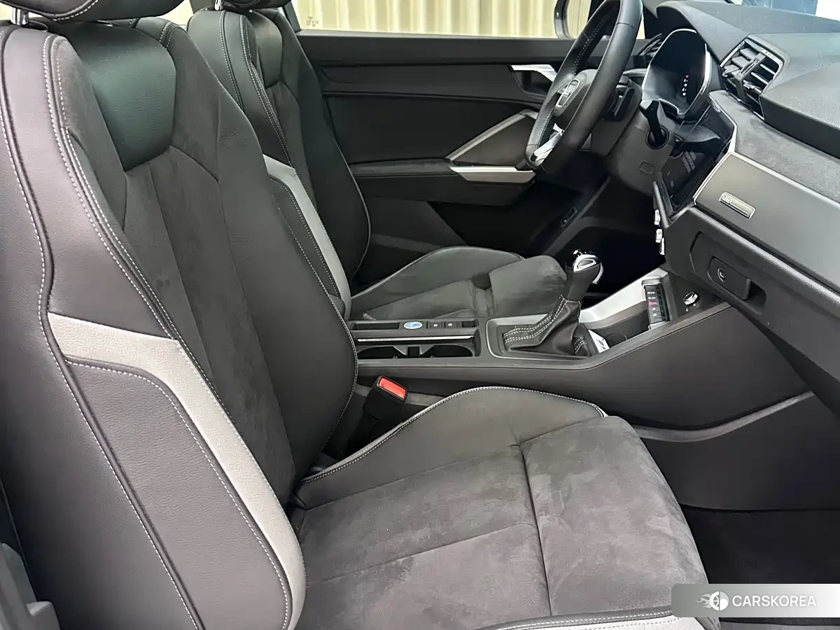 Audi Q3 2022 Silver/gray из Китая, фото 4
