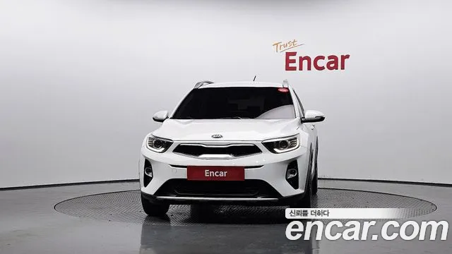 Kia Stonic 2018 Белый из Кореи, фото 4