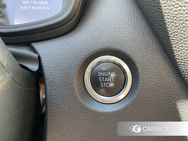 Toyota Corolla 2021 Белый из Китая, фото 4