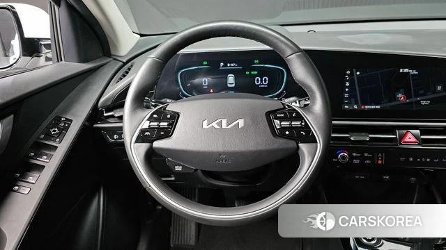Kia Di Ol Nu Niro 2022 Белый из Кореи, фото 4