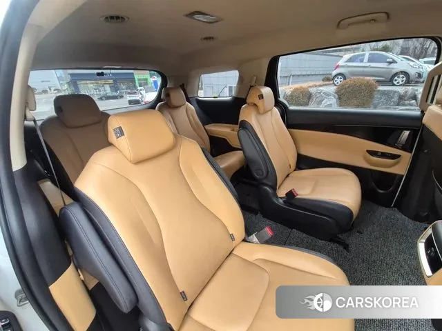 Kia Carnival 4th generation 2022 Белый из Кореи, фото 4