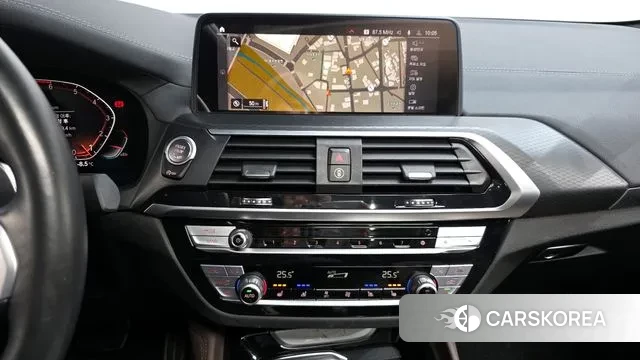 BMW X4 (G02) 2021 Черный из Кореи, фото 4