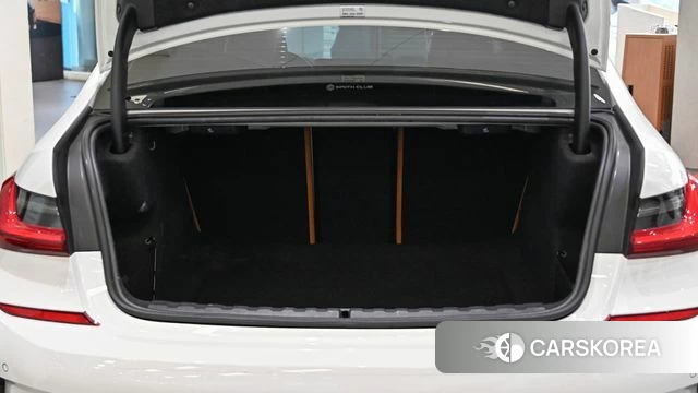 BMW 3 Series (G20) 2022 Белый из Кореи, фото 4