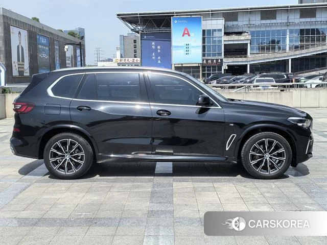 BMW X5 2023 Черный из Китая, фото 4