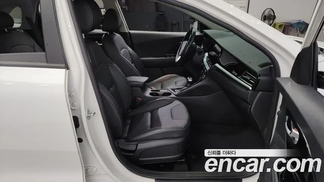 Kia The New Niro 2021 Белый из Кореи, фото 4