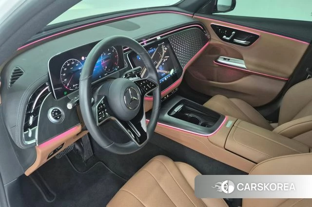 Mercedes-Benz E-Class W214 2024 Белый из Кореи, фото 4