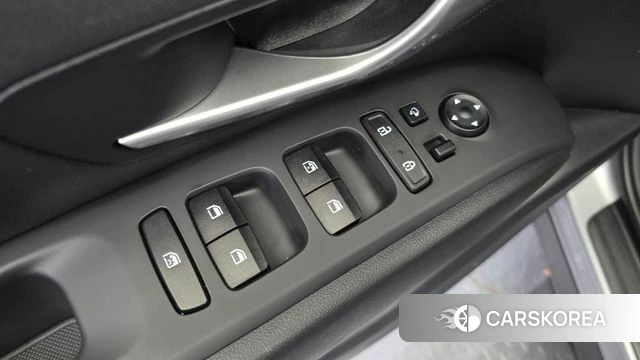 Hyundai Tucson (NX4) 2021 Серебряный из Кореи, фото 4