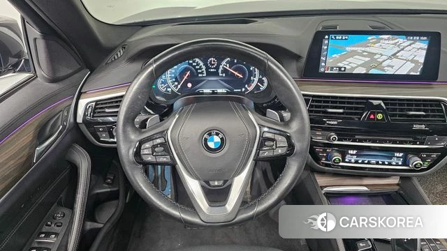 BMW 5 Series (G30) 2018 Серый из Кореи, фото 4