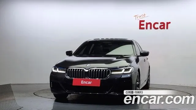 BMW 5 Series (G30) id 2639556 из Кореи 4