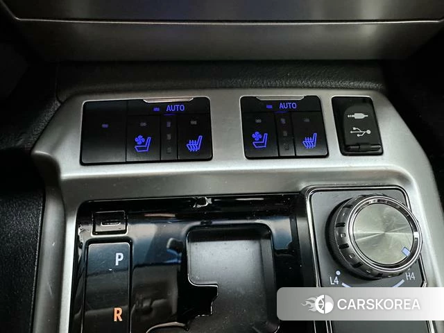 Toyota Land Cruiser (imported) 2019 Черный из Китая, фото 4