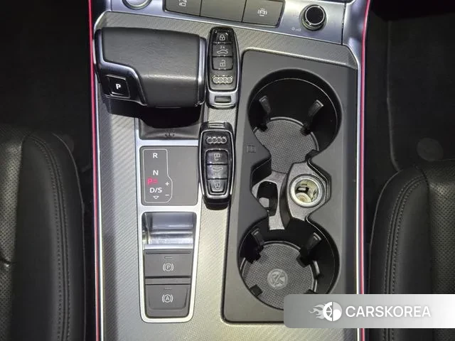 Audi A6 (C8) 2020 Черный из Кореи, фото 4