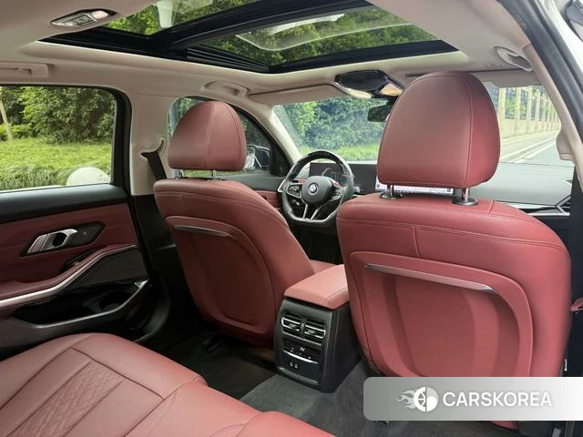 BMW 3 series 2024 Белый из Китая, фото 4