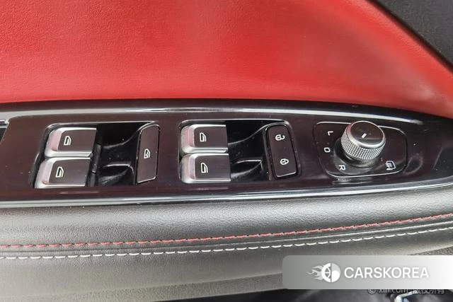 Geely Automobile Xingyue 2020 Белый из Китая, фото 4