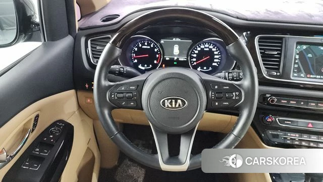 Kia The New Carnival 2018 Черный из Кореи, фото 4