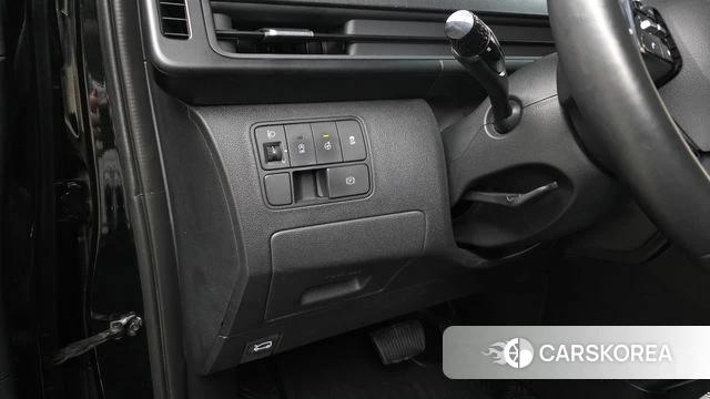 Hyundai Staria 2023 Черный из Кореи, фото 4